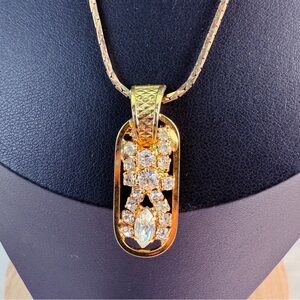 Vintage Goldtone bling Pendant Necklace